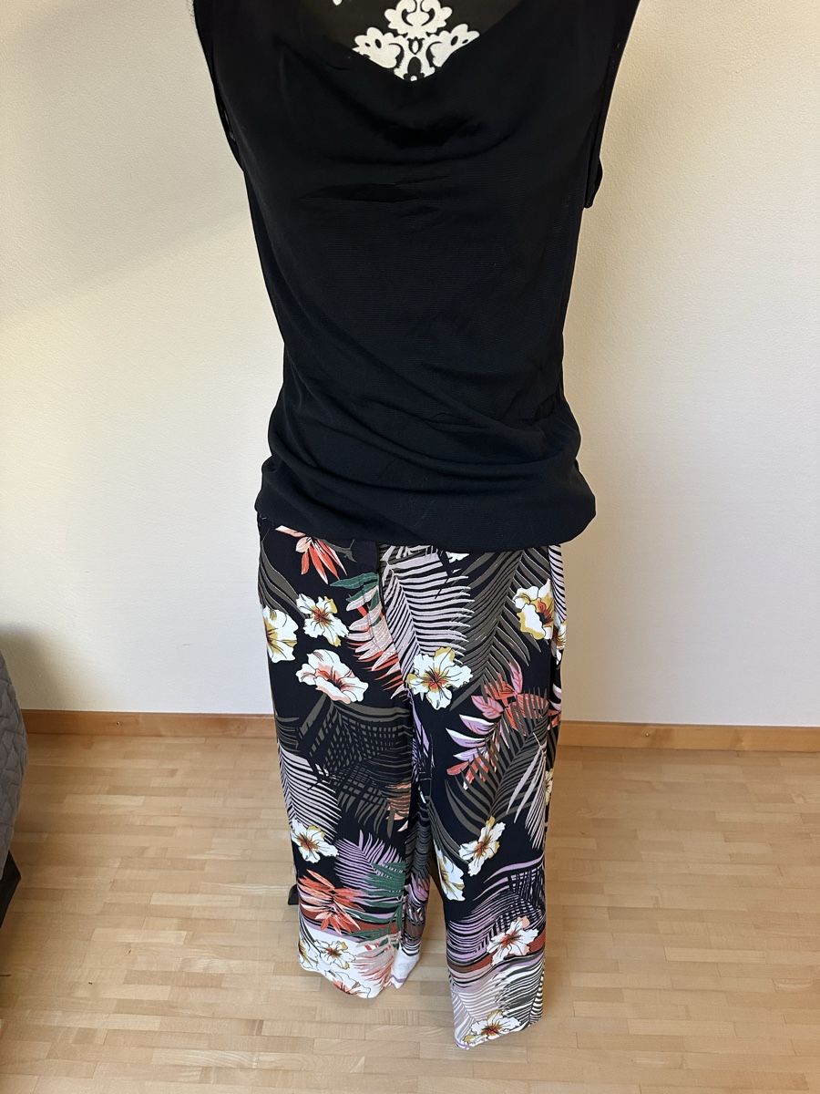 Gerry Weber Lotti di vestiti: Sommer Kleiderpaket 2 Teilig – Usato da Beromünster venduto da Moritz0112