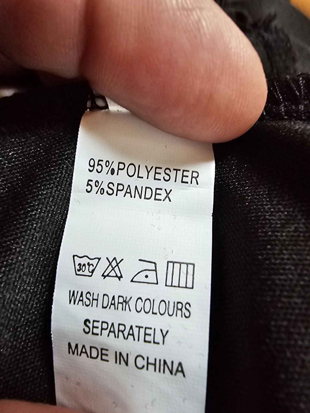 Completi & Tailleur: edler schwarzer Hosenanzug gr.XL – Usato da Ferden venduto da jemyce 3