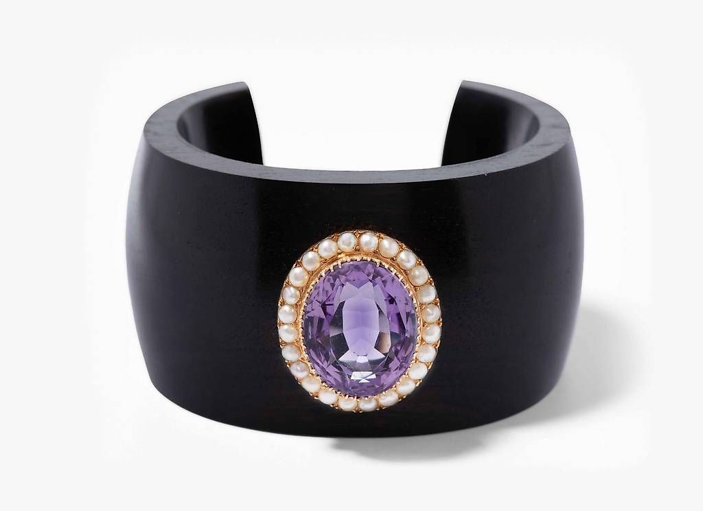 Bracciali & Braccialetti: Amethyst-Ebenholz Armspange, mit antikem Element – Usato da Fehraltorf venduto da Swisscollector