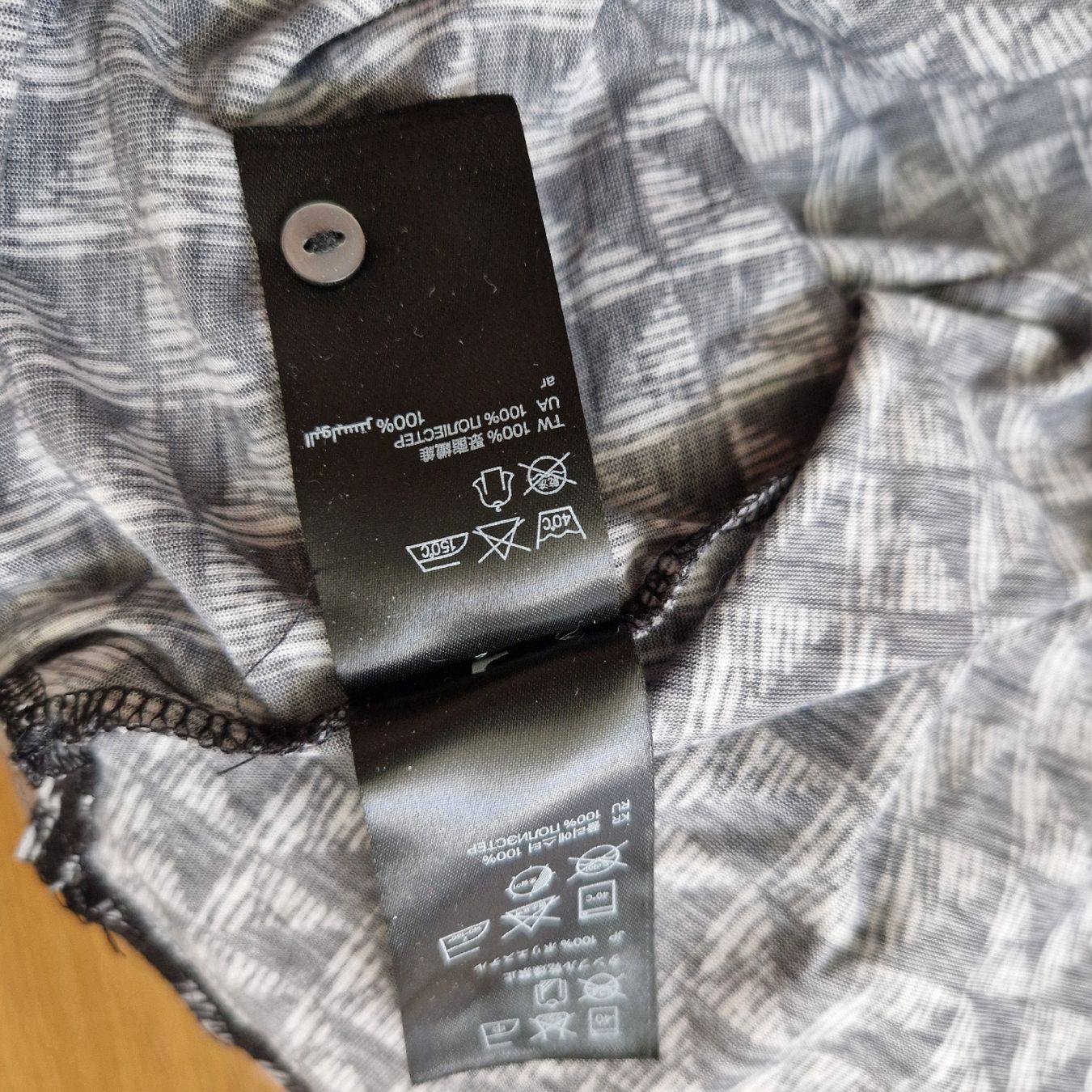 H&M Camicette: Schicke Bluse von H&M mit Muster, Grösse S/ M – Usato da Nendeln venduto da Zopfie_ 6