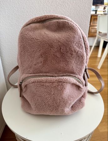 SAC À DOS EN PELUCHE ROSE – LOOK KAWAII / Y2K