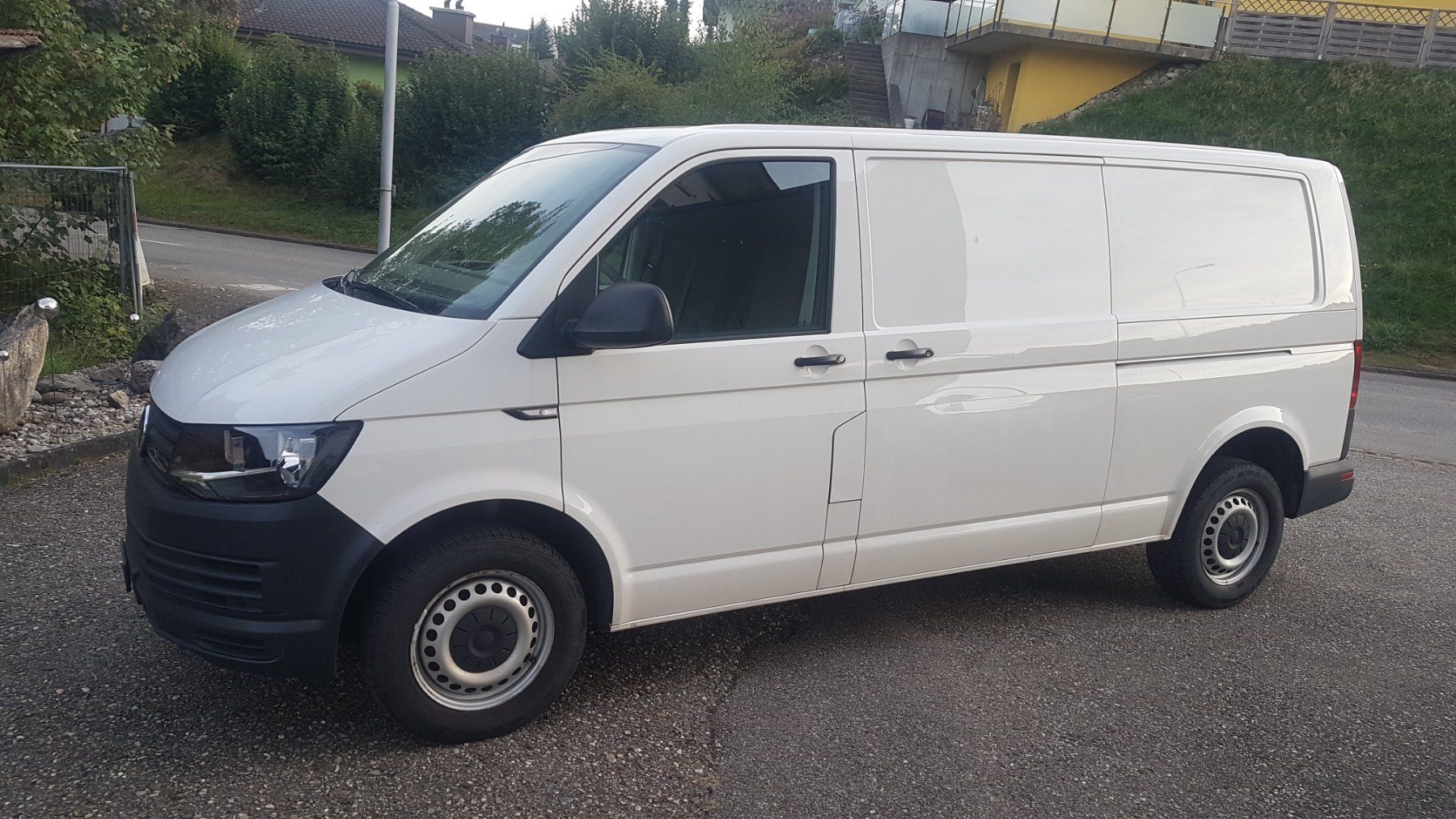 VW Veicoli commerciali: VW T6 4Motion langer Radstand – Usato da Staffelbach venduto da rsp_j28p 1