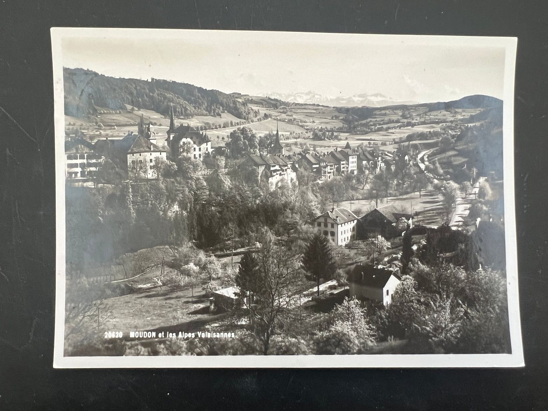 Cartoline postali: Moudon  1933 Ansichtskarte (V269) – Usato da Hinwil venduto da Sidi4