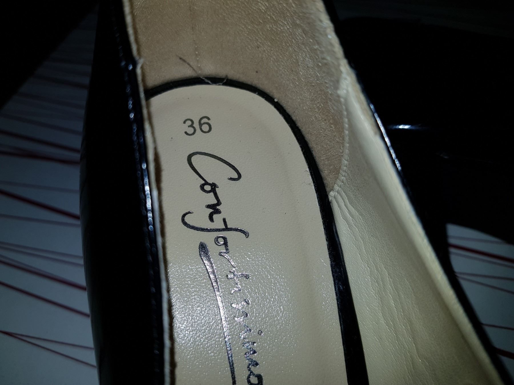 Scarpe da donna: Chaussures CONFORTISSIMO pointure 36 – Usato da Cossonay-ville venduto da Super-Price-Quality 8