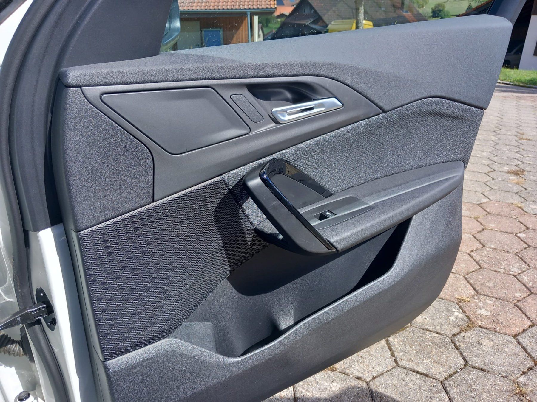 BMW Automobili: BMW IX 1 e Drive 20 – Usato da Epauvillers venduto da Cello1966 5