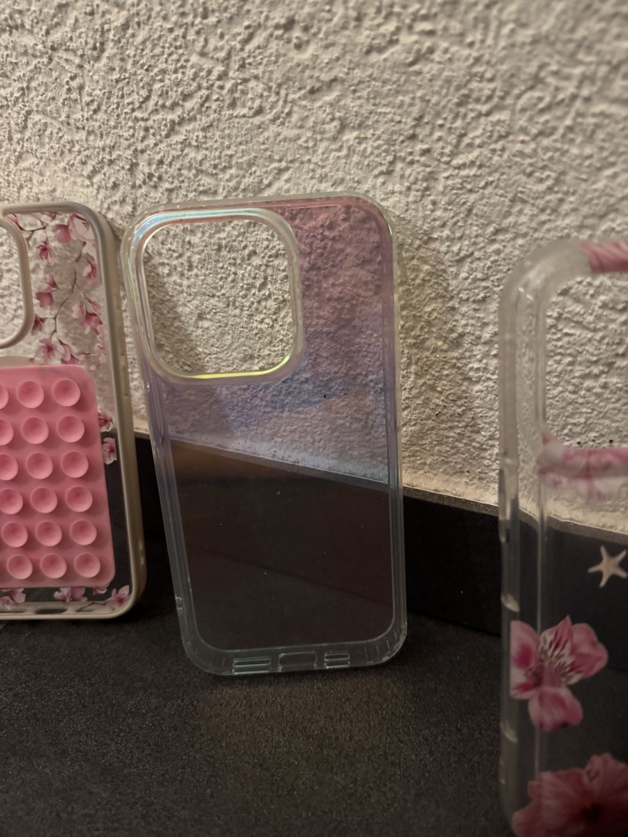 Cover & Protezioni schermo: 3 iPhone 15 Pro Hüllen – Usato da Deitingen venduto da Resi77 5