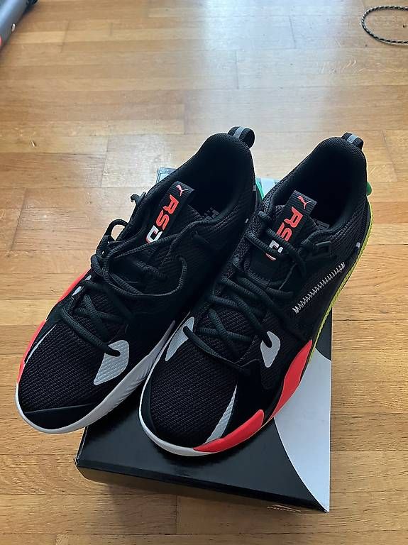 Puma Scarpe da uomo: Puma RS-Dreamer J. Cole Black EU43 – Nuovo e nell'imballaggio originale da Chur venduto da Shabu7000
