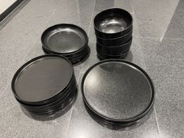 Butlers Steinzeug Dinnerset CASA NOVA, 18 Teile, neu,schwarz