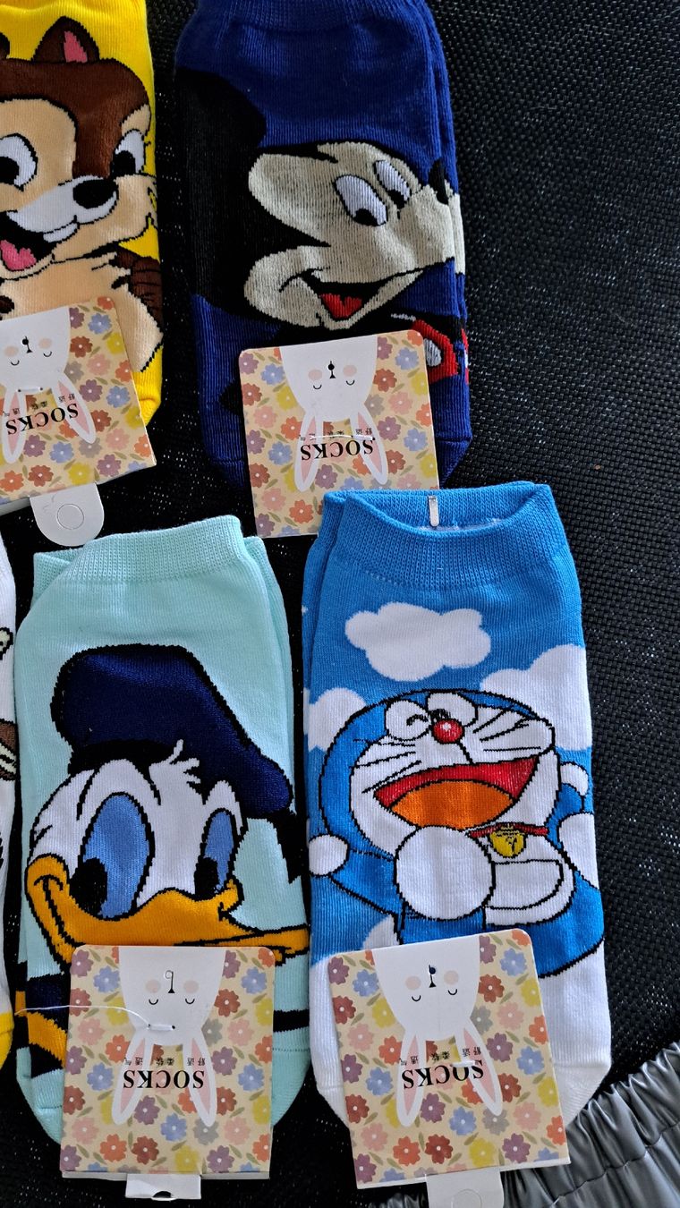 Chaussettes enfants: chaussettes enfant taille 33-36. neuf – Neuf avec emballage d'origine à Meyrin par Zahra011 2