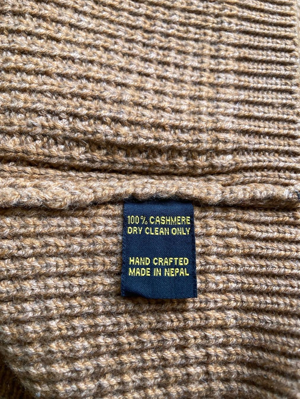 Pulls & Sweat-shirts: Rollkragen Pullover aus Nepal Kaschmere, beige, M, NEU! – D'occasion à Zürich par cec_g78g 4