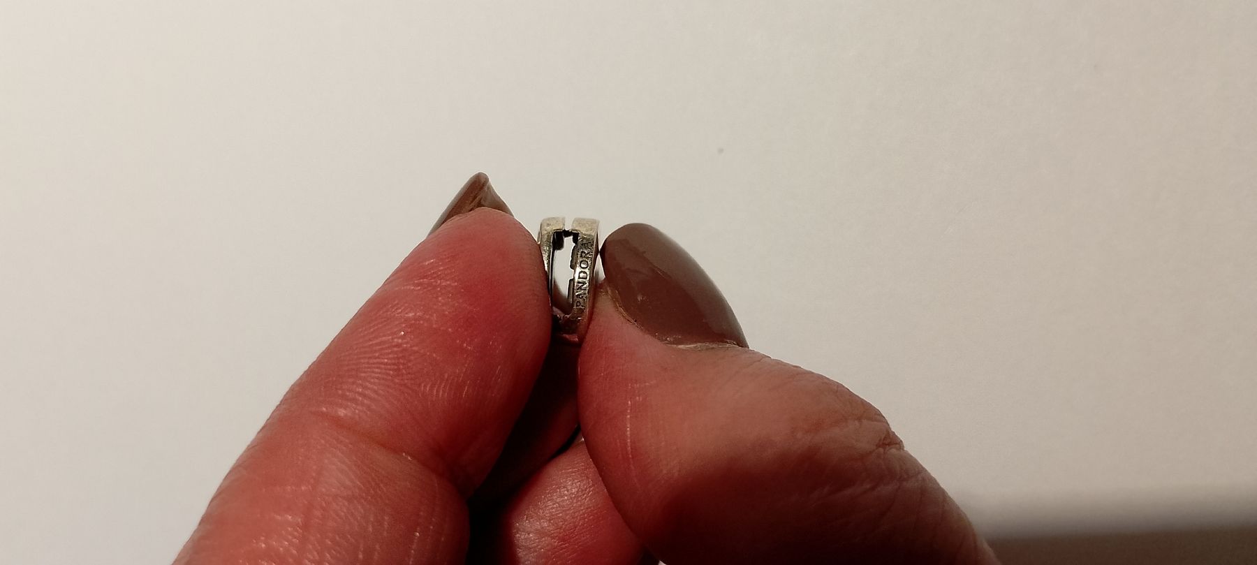 Pandora Ciondoli: Pandora 2 Charm Reflexion – Usato da Therwil venduto da col_m6rx 6
