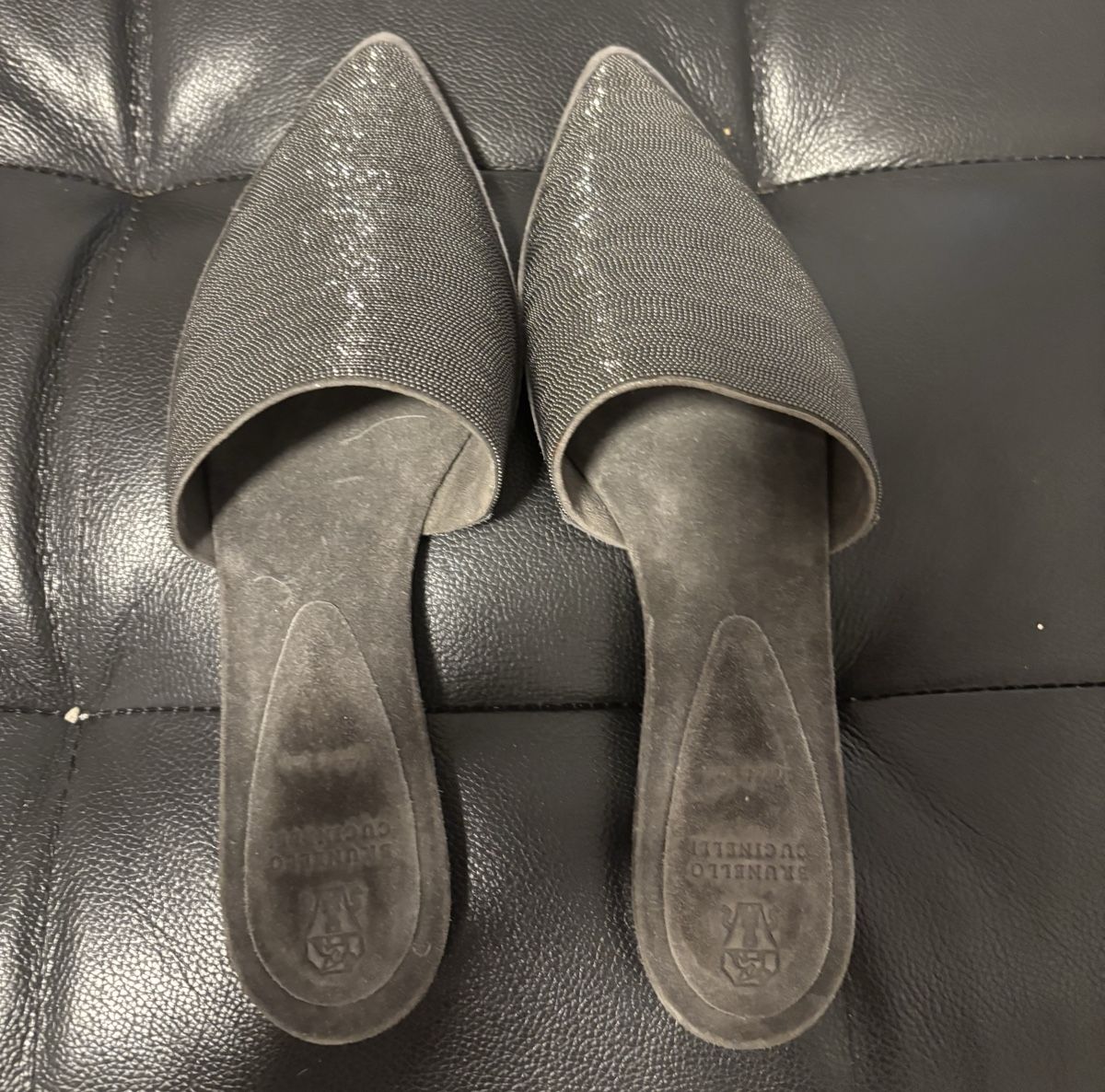 Brunello Cucinelli Scarpe da donna: Brunello Cucinelli Grey Sandals – Usato da Chur venduto da Cuteclothes7k 1