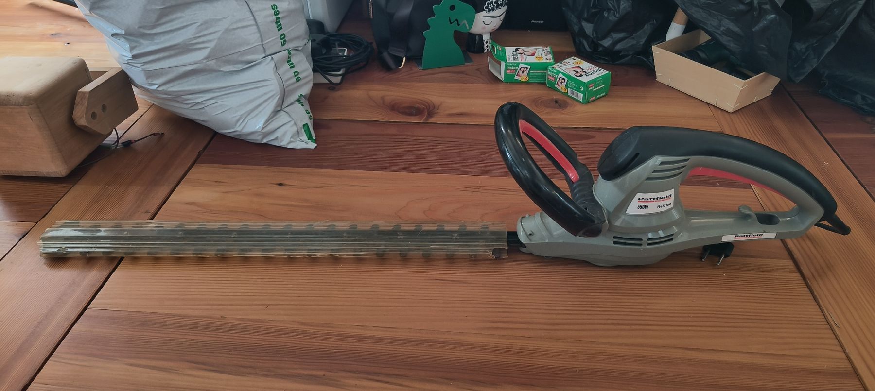 Toutes les machines: Taille haie  – D'occasion à Arzier-Le Muids par Wondertomate