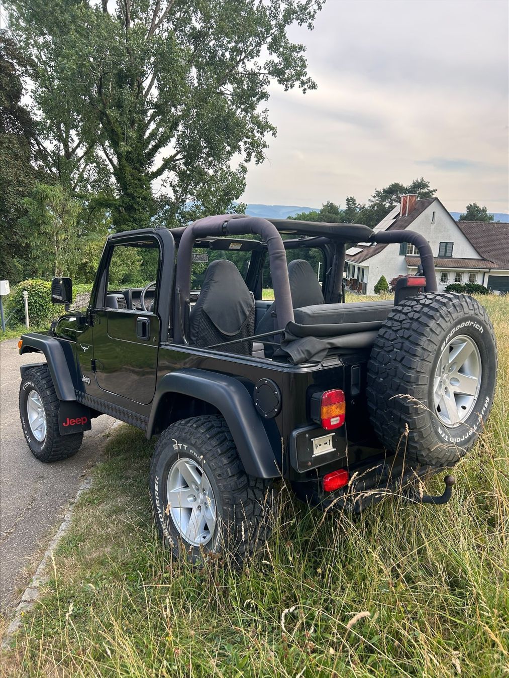 Jeep Autos: Jeep Wrangler  4.0 – Gebraucht aus Röschenz von flo4244 1