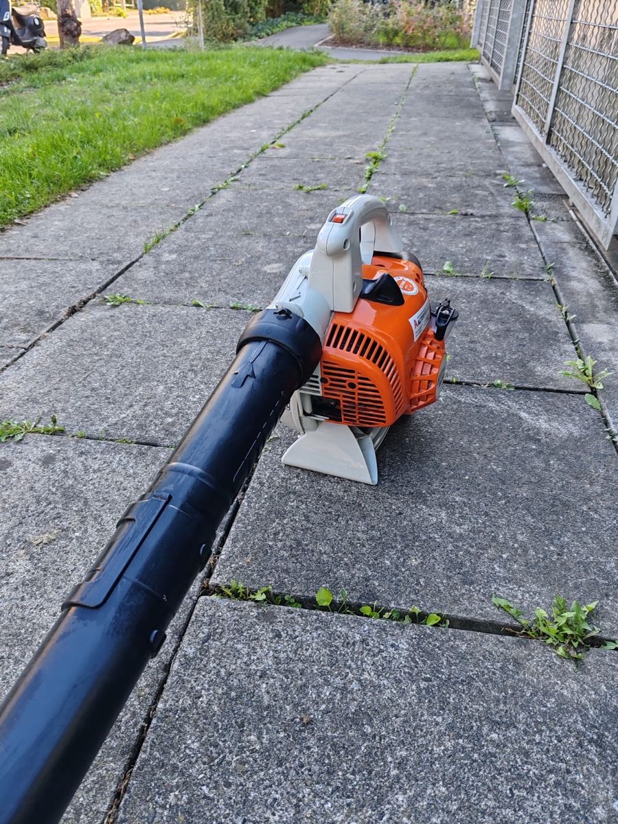 Stihl Laubbläser & Laubsauger: Laubbläser Stihl – Gebraucht aus zürich von emi010 2