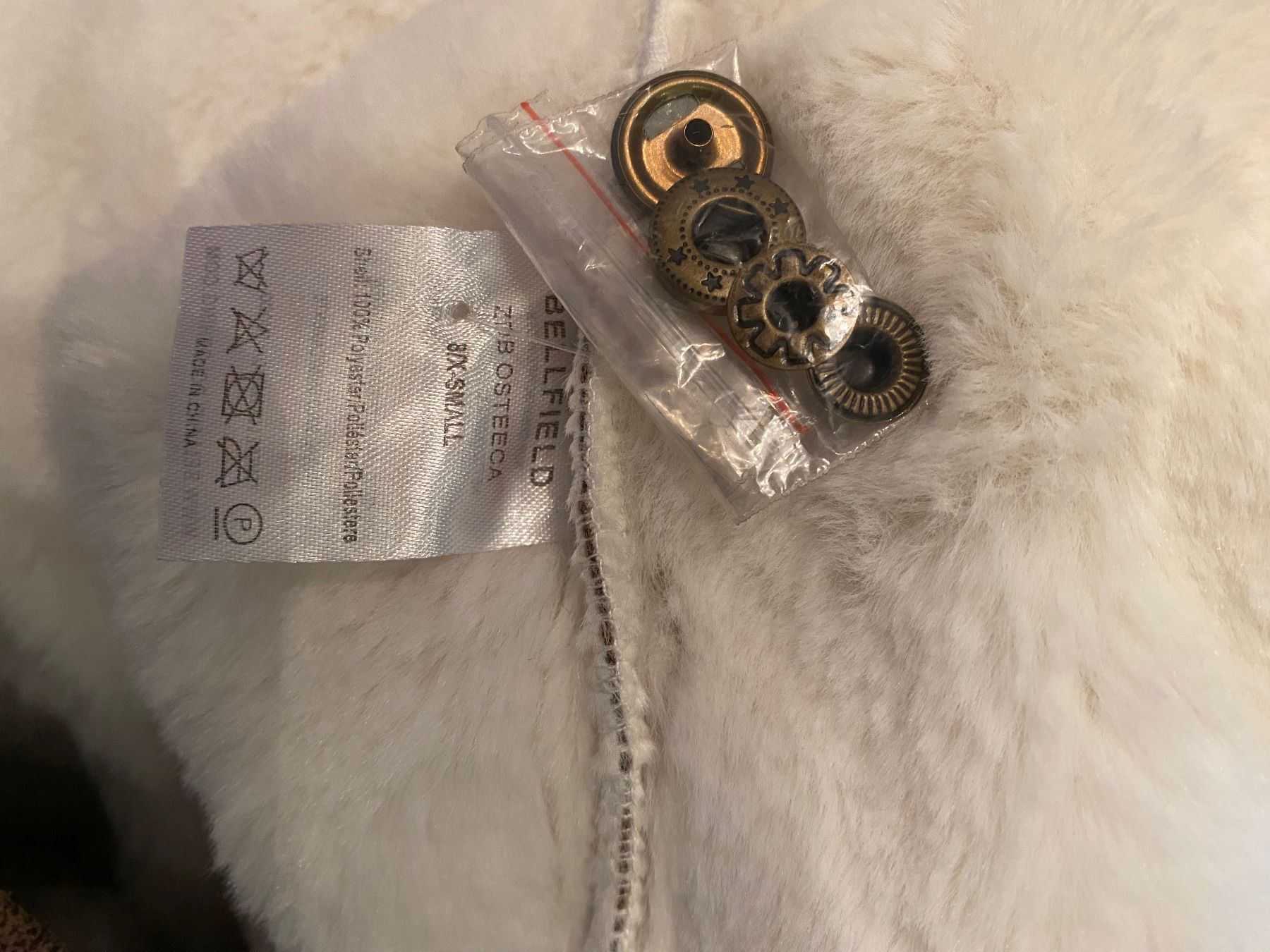 Cappotti: Winter coat new – Nuovo e nell'imballaggio originale da Zürich venduto da Yuece 2