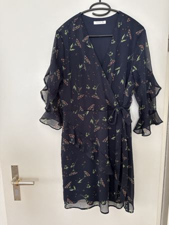 Damen Wickelkleid dunkelblau Blumenmuster Grösse M neu