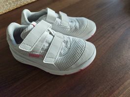 Hallenschuhe Puma Grösse 30