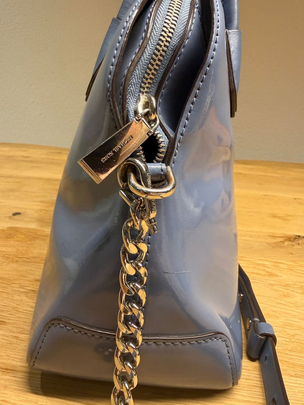 Michael Kors Taschen für Damen: Michael Kors Tasche Hellblau – Gebraucht aus Ellikon an der Thur von jana-sch 2
