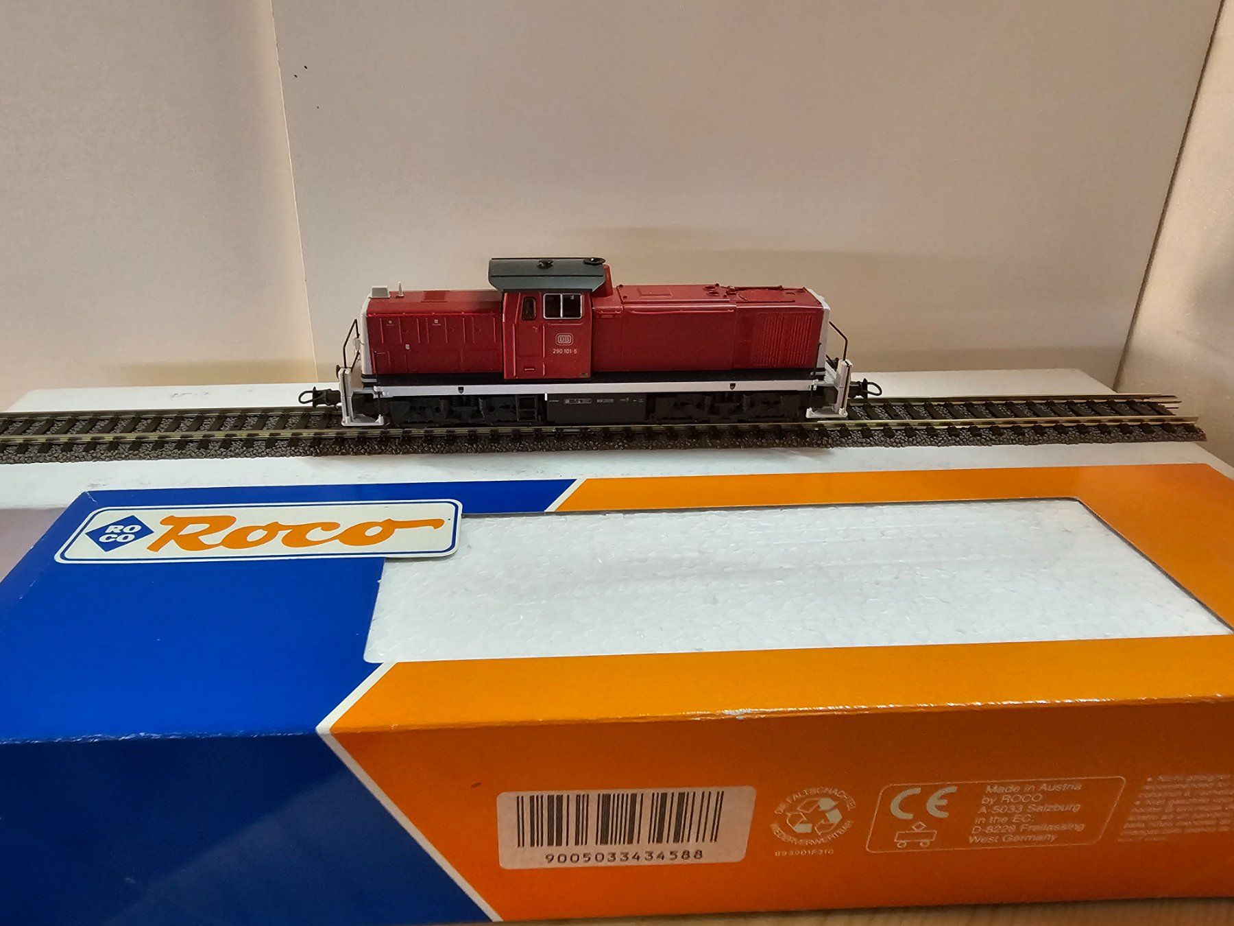 Roco Modelleisenbahnen: Roco Baureihe 290 DB rot/weiss – Gebraucht aus Rheinfelden von stephan28bike 6