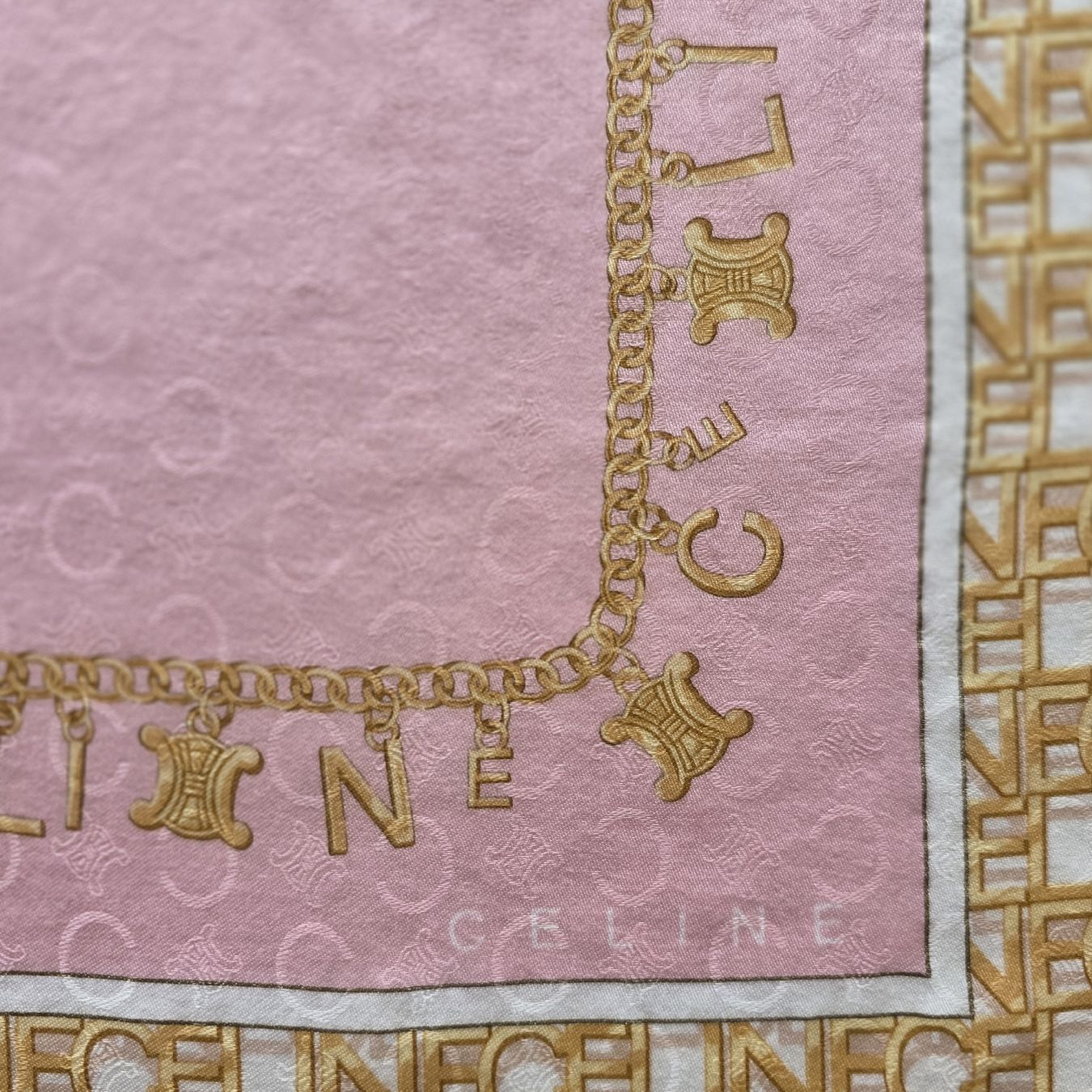 Celine Foulard & Sciarpe: Céline Baumwolltuch 58 × 58 cm – Nuovo (secondo la descrizione) da Zürich venduto da LIMAR 4
