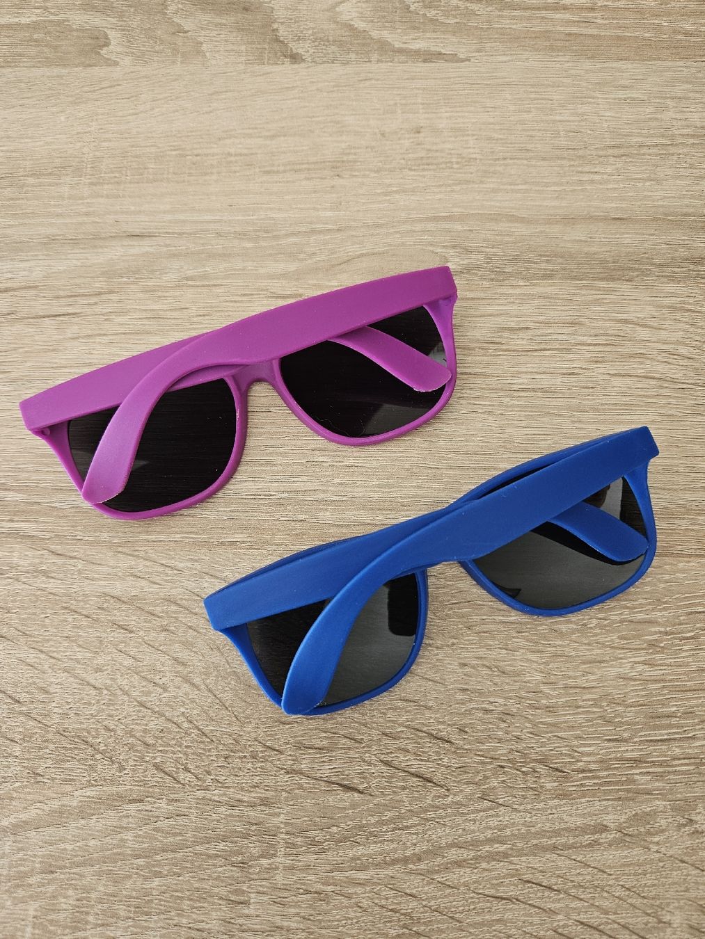 Lunettes & Verres: Sonnenbrillen Set blau und pink – D'occasion à Wauwil par seriously3 2