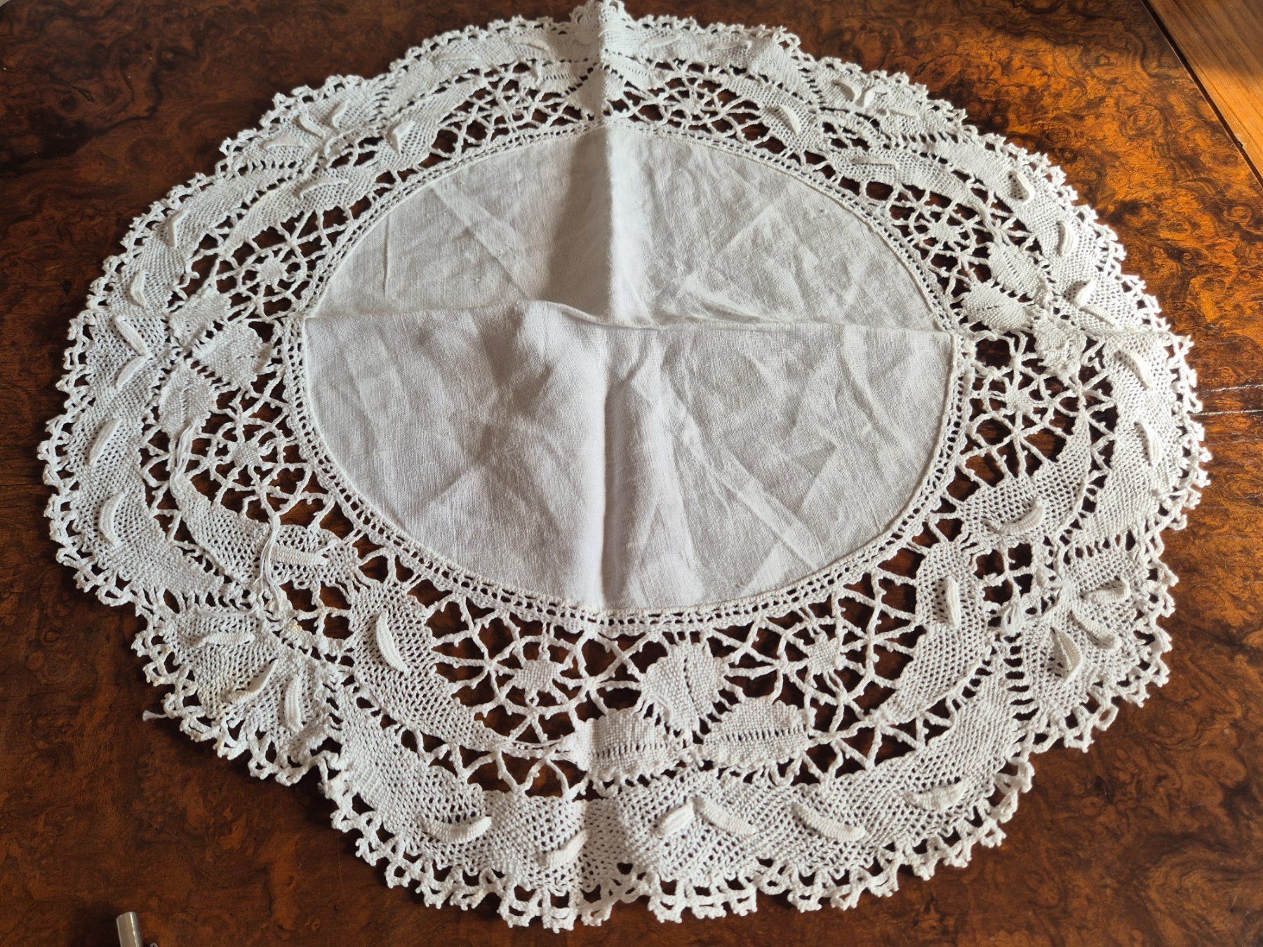 Altra biancheria da tavola: Deckchen, Handarbeit, Durchmesser ca. 45cm – Usato da Bern venduto da aronari 1
