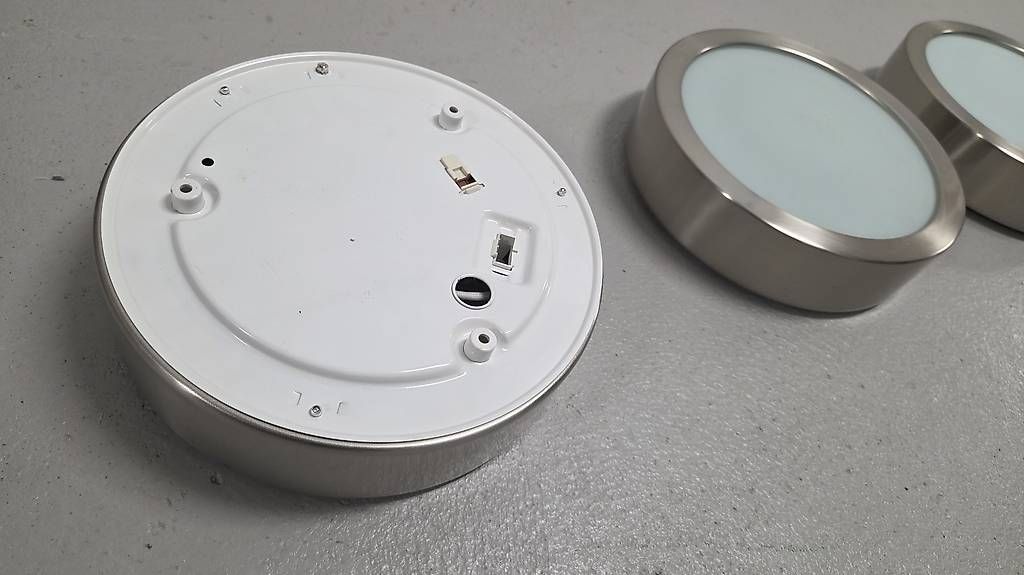 Lampade: 3 Kellerleuchten – Usato da Eschenbach LU venduto da supercasa 1