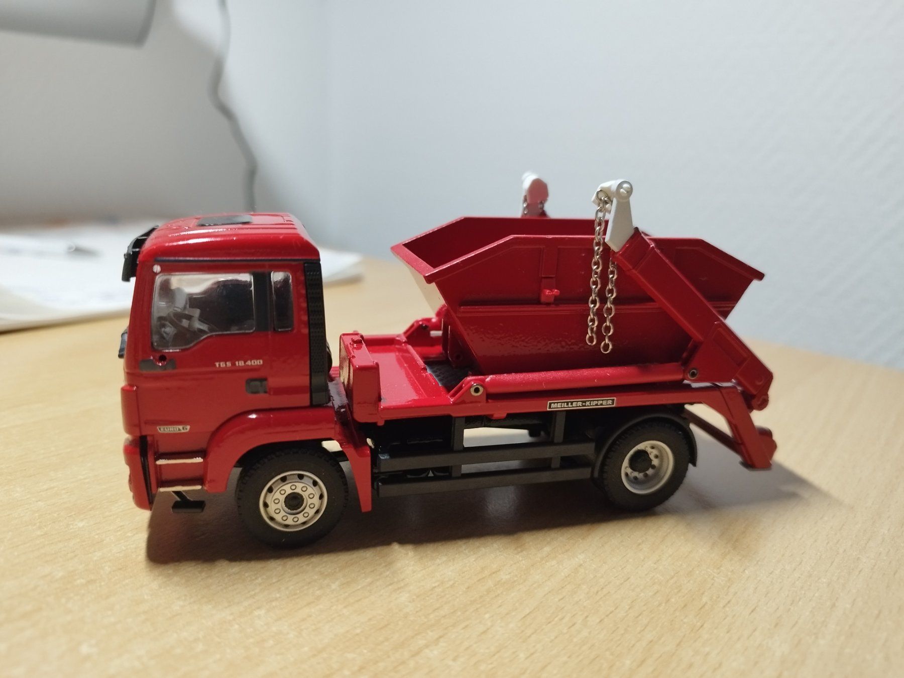 Conrad Kit di modellismo & Modellini statici: Man Meiller Absetzkipper – Nuovo e nell'imballaggio originale da Moutier venduto da tomu79 1