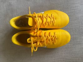 Fussballschuhe Nike Gr 38.5 Gelb Neuwertig