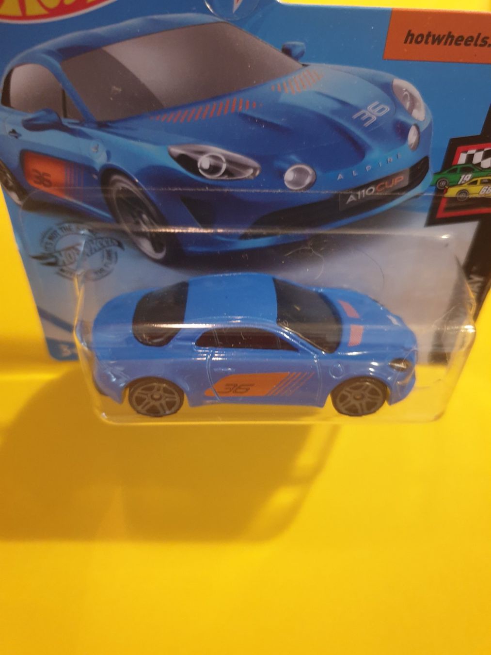Hot Wheels Modellini d'auto: Hot Wheels ALPINE A110 CUP – Nuovo e nell'imballaggio originale da Oftringen venduto da Rotor 3