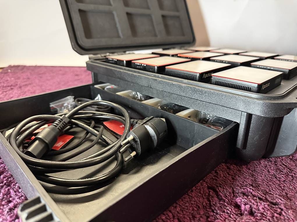 Lampade: Aputure MC 12-Light Production Kit – Usato da Grasswil venduto da ManolitoV 2