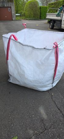 1000kg. Big Bag mit 4 Hebeschlaufen 90 x 90 x 90cm.  3 STÜCK