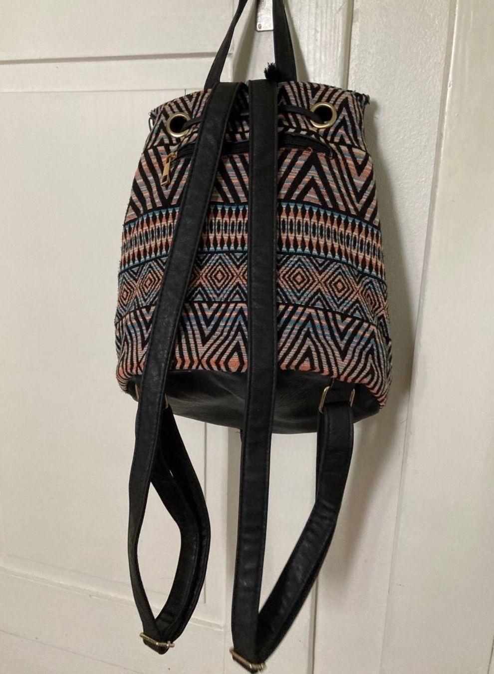 Zaini: Rucksack mit Ethno-Muster – Usato da Kloten venduto da Narenjina 2