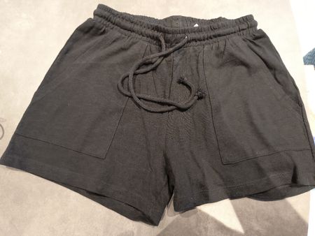 Schwarze Sommer Shorts Amisu Gr. XS, bequem, top Zustand 