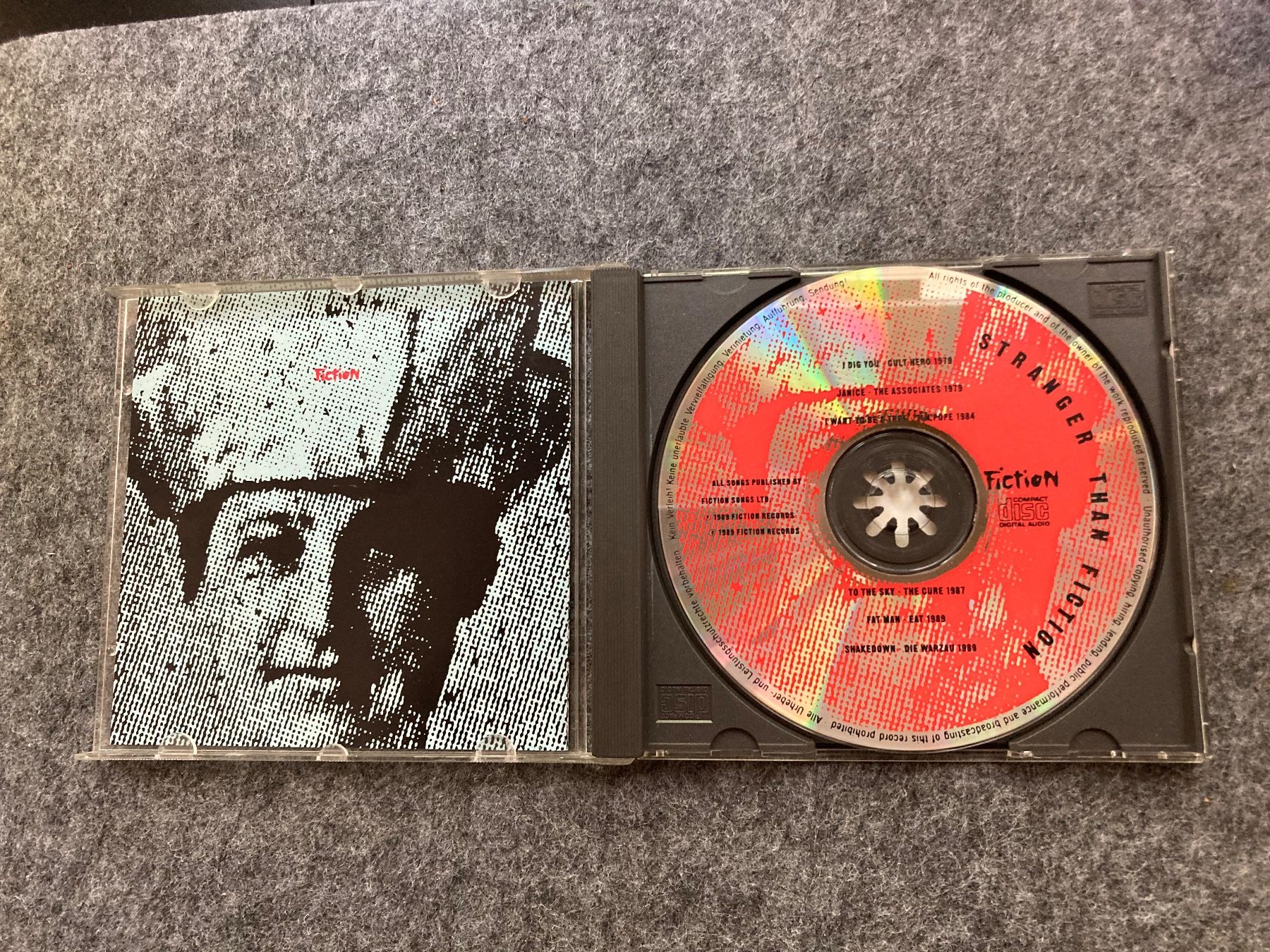 CD: Various - Stranger Than Fiction *** RARE *** – Usato da Fribourg venduto da Karushi 3