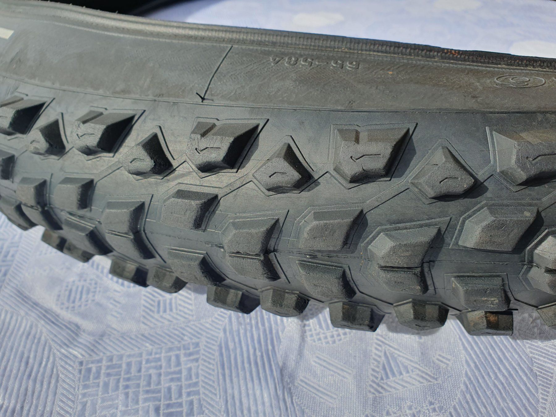 Pirelli Pneumatici & Ruote complete: PIRELLI SCORPION E-MTB S 27.5 x 2.6 REIFEN – Usato da Sirnach venduto da GaudiBLC 2
