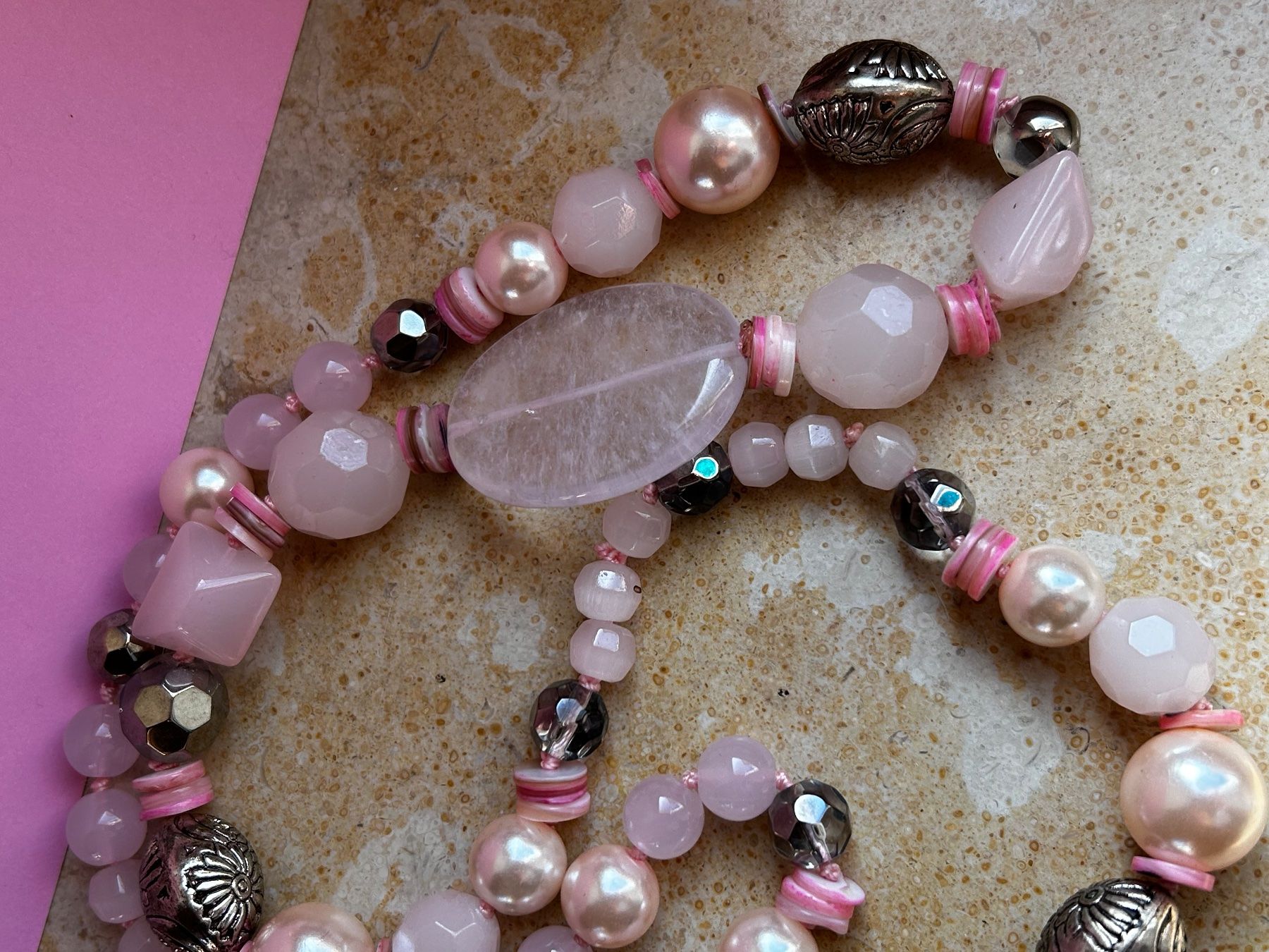 Ketten: Kette Rosenquarz (84cm) – Gebraucht aus Dittingen von Bellevista 3