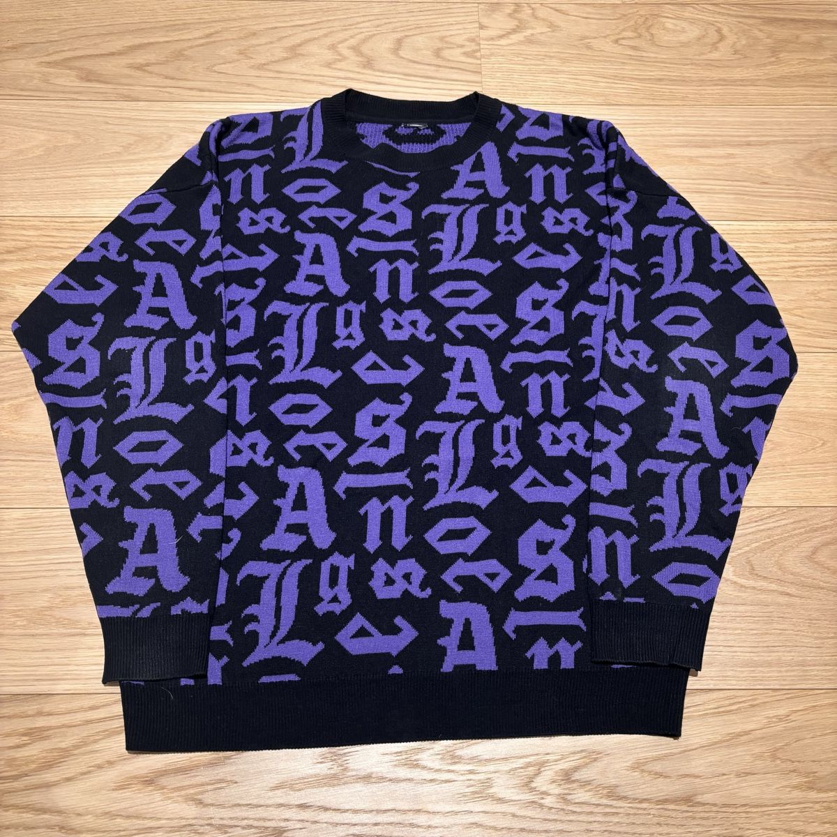 Maglioni & Felpe: Violett/ Black Knit – Usato da Bassersdorf venduto da le.vi546
