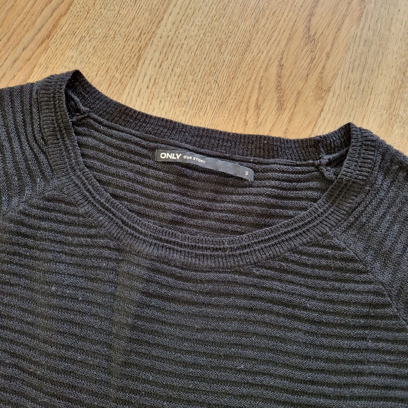Only Maglioni & Felpe: Schwarzer ONLY Strickpullover, Gr. S, Top Zustand! – Usato da Nendeln venduto da Zopfie_ 1