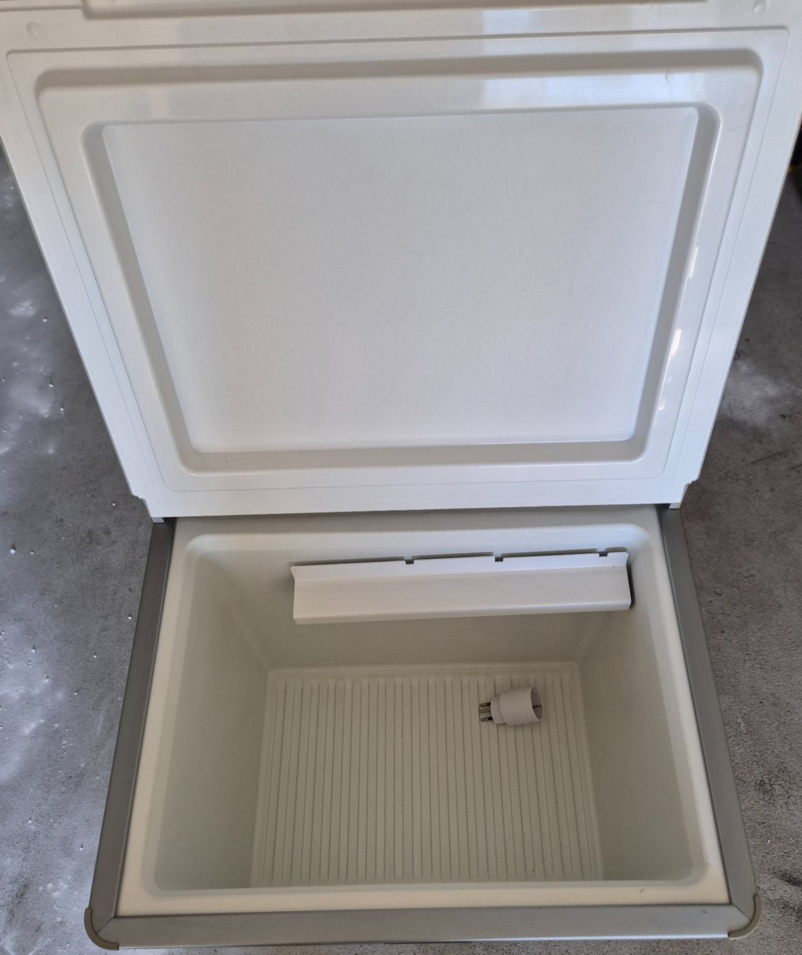 Frigoriferi & Refrigeratori: DOMETIC RC1200EGP Glacière – Usato da Neuchâtel venduto da domgou49 1