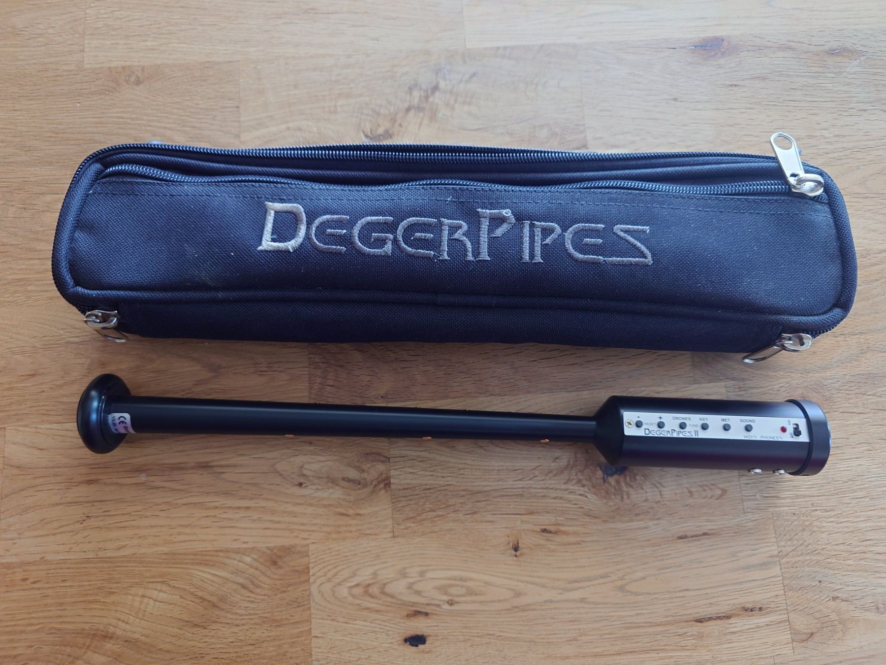 Instruments de musique: DegerPipes II electronic bagpipes mit Case – D'occasion à Buus par Pidimodelle
