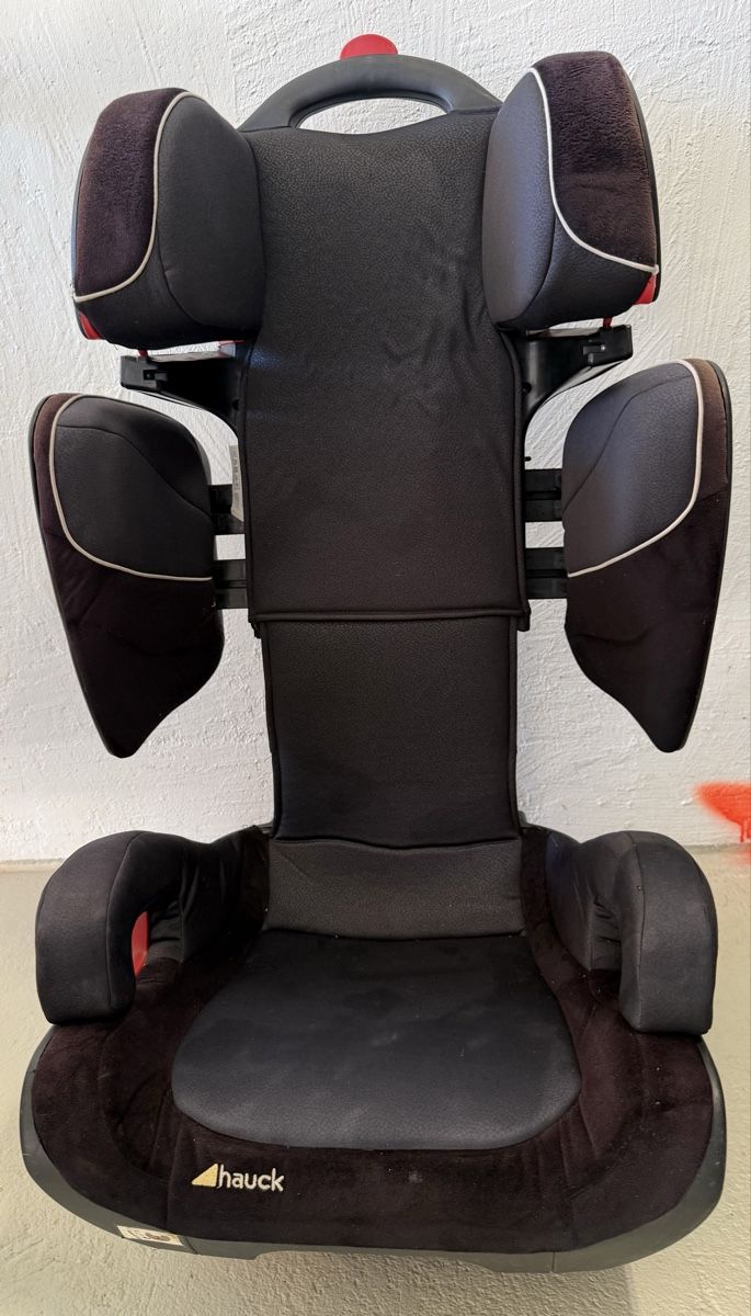 Hauck Seggiolini per auto: Hauck Kinsersitz Isofix – Usato da Thayngen venduto da Sirtom10 1