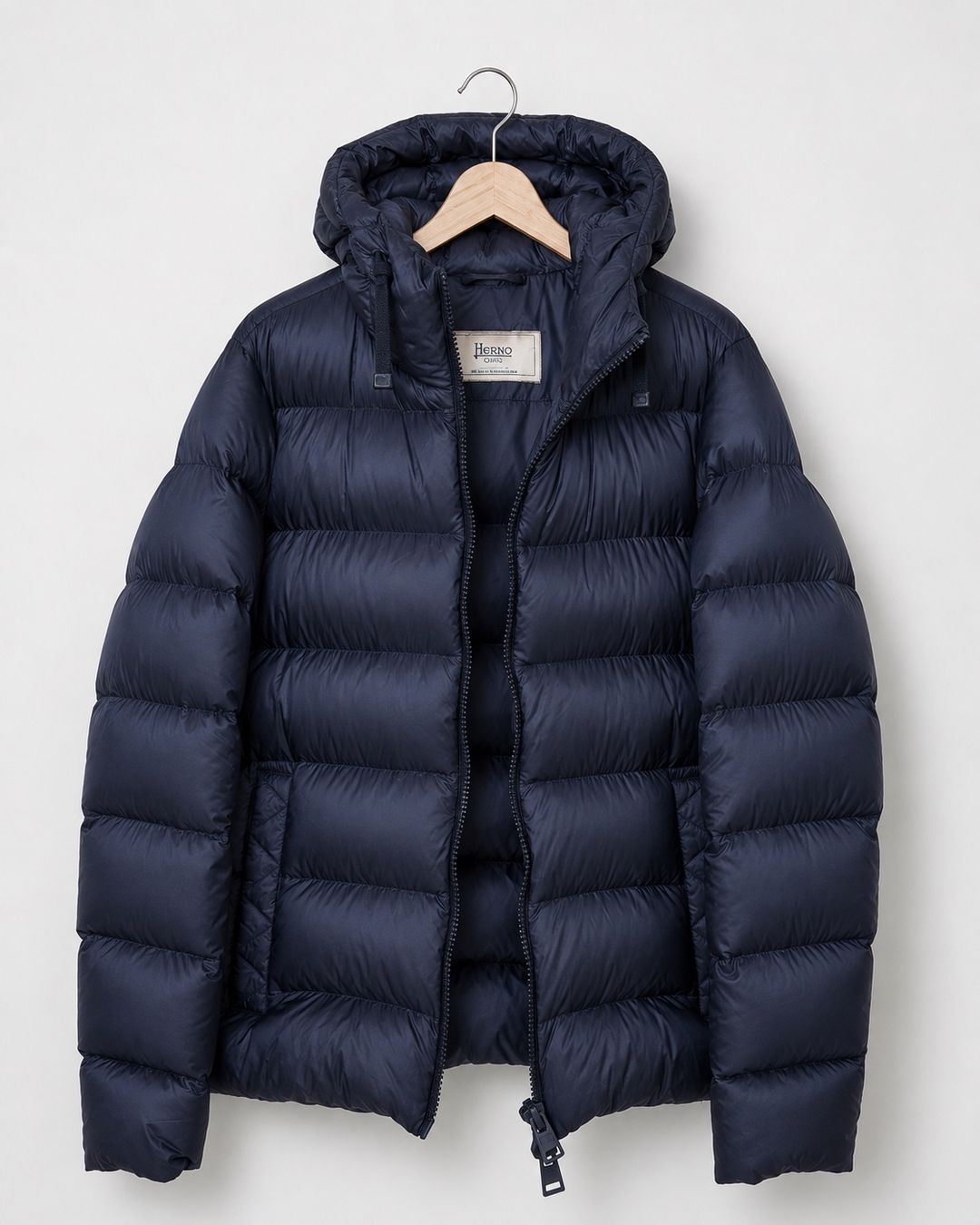 Herno Jacken: Herno Globe Down Jacket Navy Men – Gebraucht aus Kilchberg ZH von and_d6s2 1