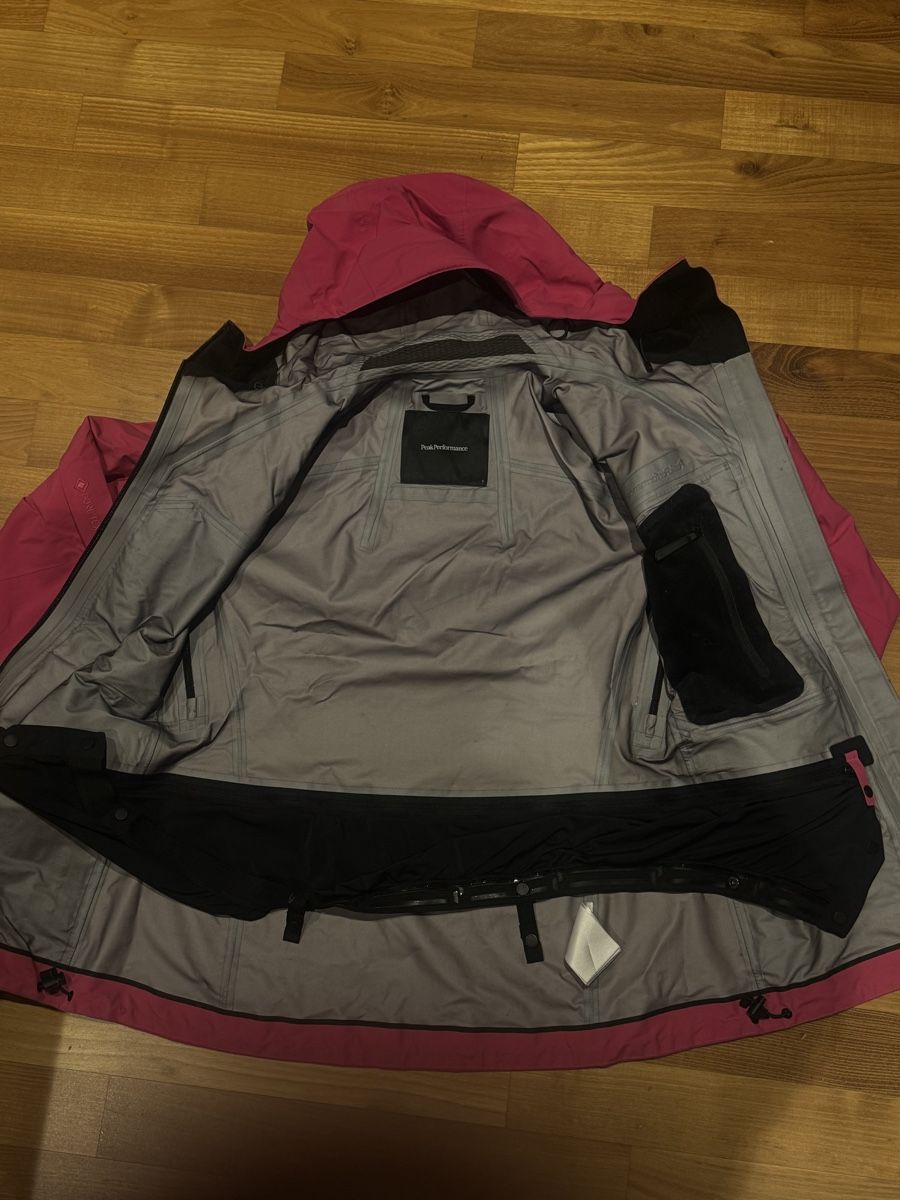 Peak Performance Anzüge & Kostüme: Peak Performance Set Heli Alpine 3L GoreTex Pro Shell pink  – Gebraucht aus Zug von hopfemannli 4