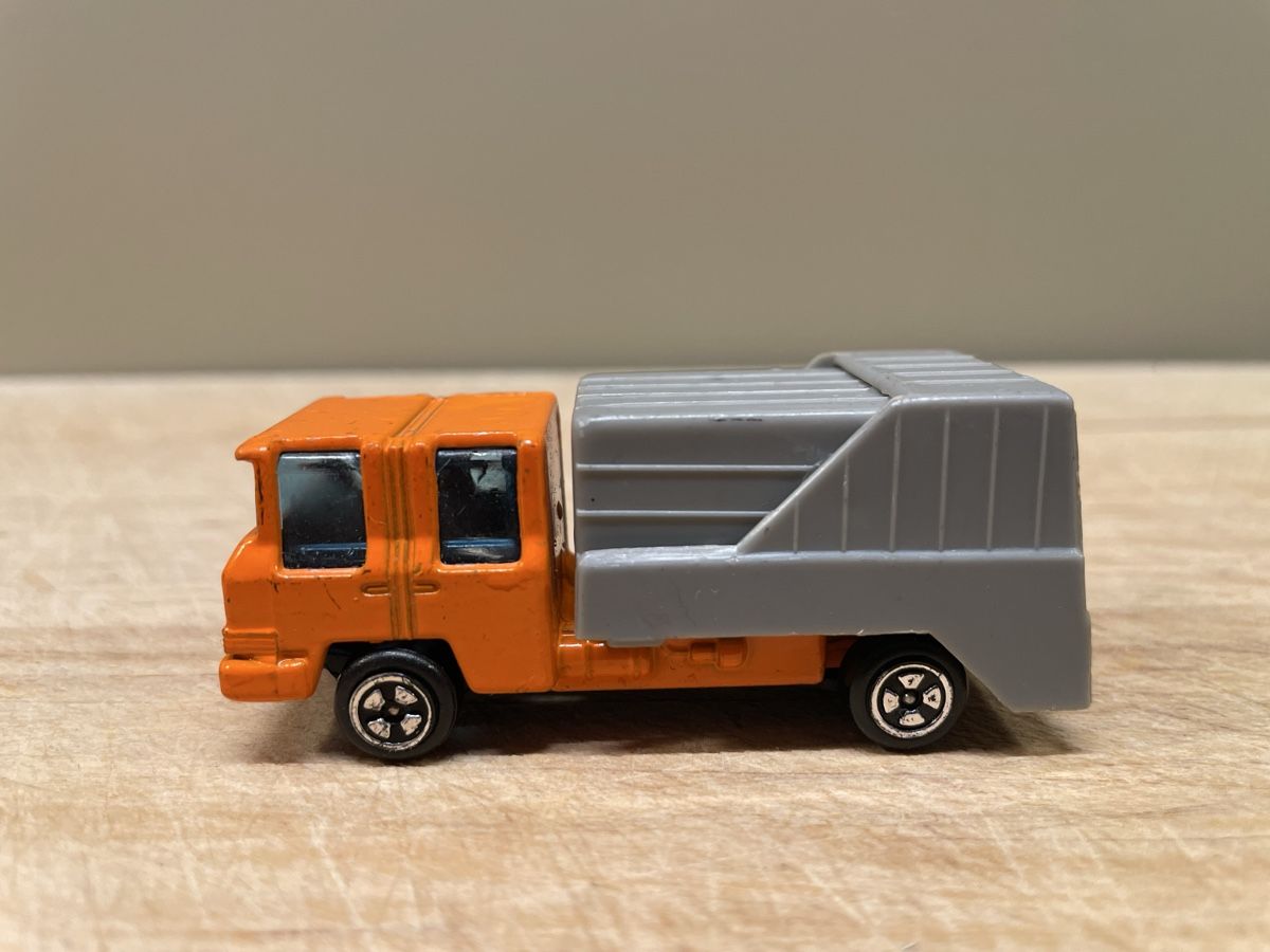 Corgi Toys Modellini d'auto: Corgi Refuse Truck / Abfallwagen – Usato da Frauenfeld venduto da Challenger77 1