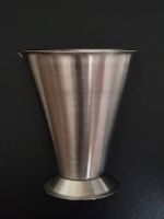 Messbecher Edelstahl 600 ml Skala - neuwertig