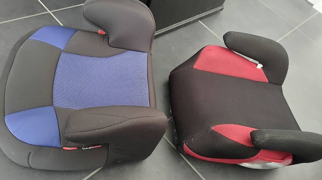 Seggiolini per auto: Rehausseur pour enfant – Usato da Chatonnaye venduto da scharf 1