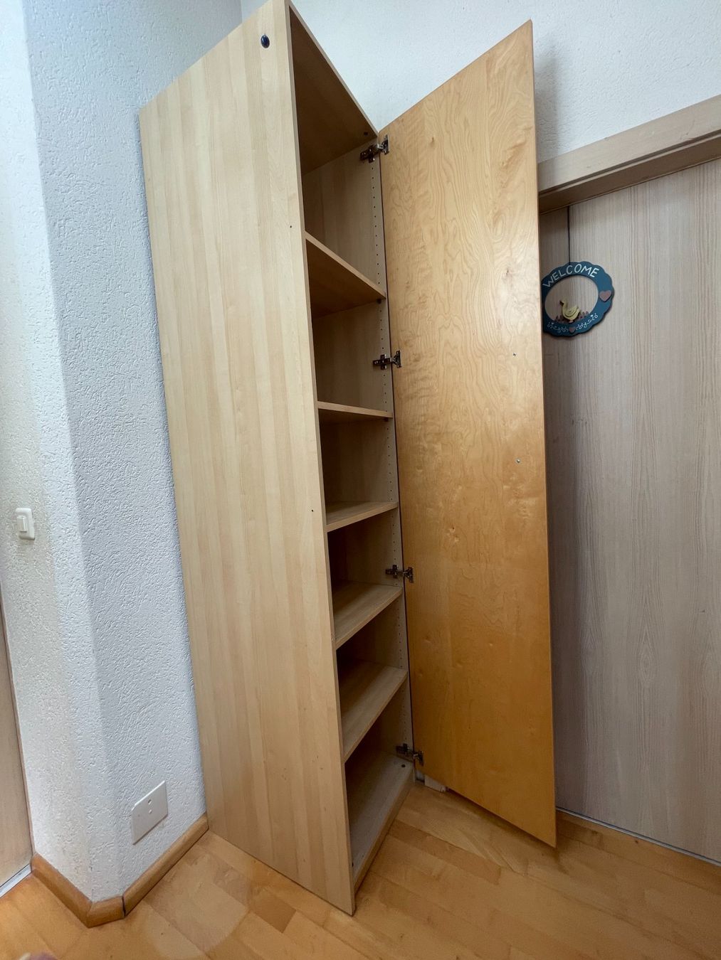 Ikea Armadi: Schrank / Kleiderschrank – Usato da Réchy venduto da Olaf505 1