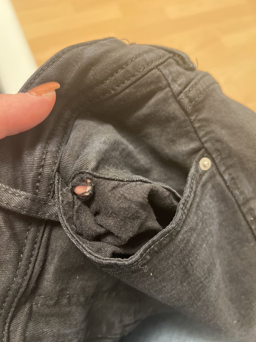 Pantaloni: Schwarze Hose Damen Gr. 40 – Usato da Thun venduto da Golden-Gate 4
